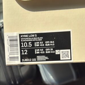 Nike Kyrie Low 5 White Metallic Gold Black Sneakers